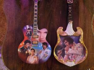 lot 124 image: 2 Elvis Wall Dcor...