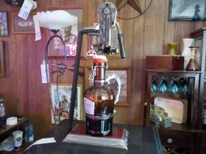 lot 29 image: Vintners Bottle Sealer...