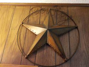 lot 31 image: Cowboy Metal Star 18...