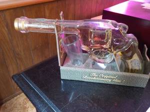 lot 37 image: Fun Caliber Gun- product of Mexico,...