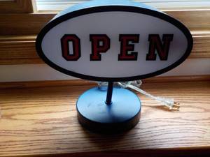 lot 38 image: Bar OpenClose Electric Sign...