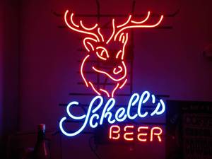 lot 40 image: Schells Beer Neon Sign- powers on ...