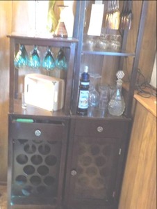 lot 49 image: Wine Dcor 2 Shelves...