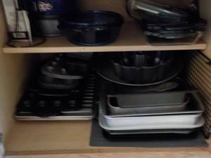 lot 630 image: All contents of Kitchen drawer- bri...