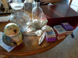 lot 656 image: Kitchen Dcor bring box for packi...