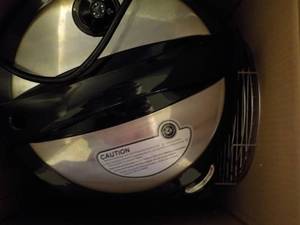 lot 667 image: Power Pressure Cooker XL...