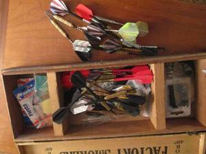 lot 515 image: Factory Smokers Box and multiple Da...