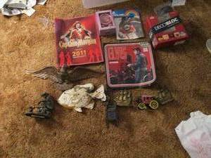 lot 525 image: Lot of Misc. Calendars, Metal Dco...
