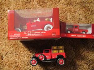 lot 527 image: Coca Cola Toy Cars and JC Whitlam T...