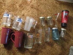lot 530 image: Assorted Glassware in tote with Lid...