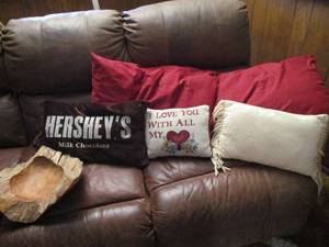 lot 536 image: Lot of Pillows and Wood Carved Bowl...