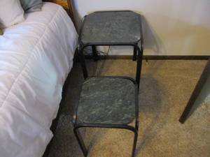 lot 546 image: 2 Matching Side Tables one is 12 x...