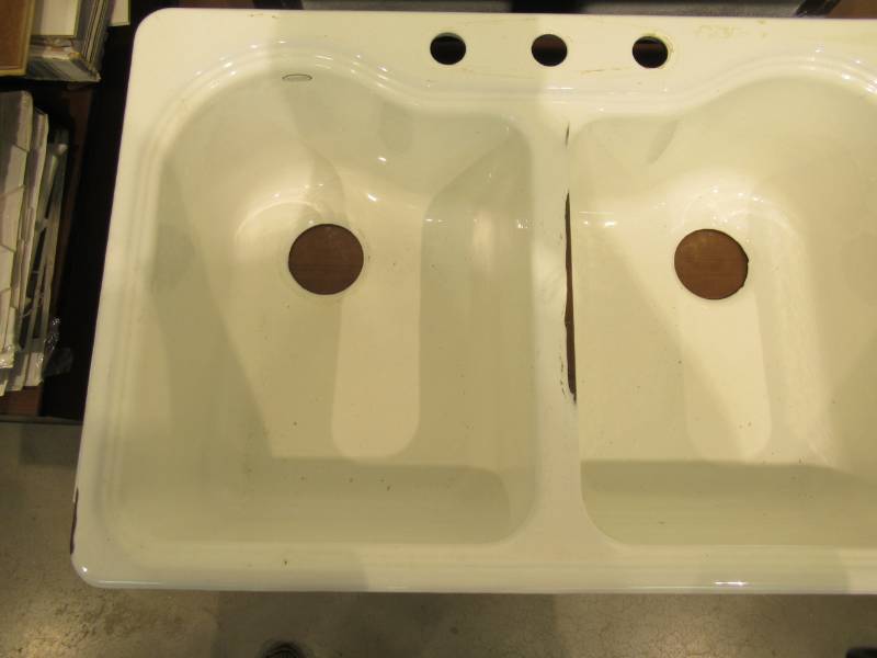 lot 11 image: KOHLER Deerfield 33-in x 22-in White Double-Basin Cast Iron Drop-In 3-Hole Residential Kitchen Sink R5873-4-0