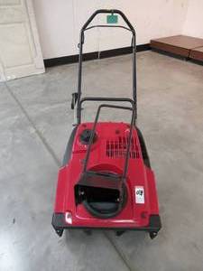 lot 5 image: Honda 20 in. Single-Stage Gas Snow Blower HS720AM