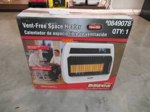 lot 10 image: Dyna-Glo 30000-BTU Wall Or Floor-Mount Natural Gas Or Liquid Propane Vent-free Infrared Heater IR30DTL-2