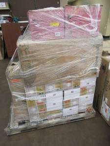 lot 17 image: WHOLESALE MIXED PALLET OF INDOOR AND OUTDOOR LIGHTING AND FIXTURES