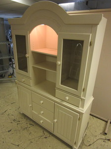 lot 303 image: COUNTRY-STYLE CUPBOARD