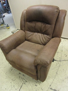 lot 305 image: SOUTHERN MOTION POWER RECLINER
