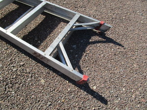 lot 37 image: 6 Alum Step Ladder