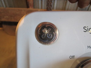 lot 38 image: (2) Electric Dryers