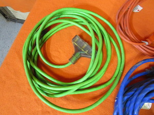 lot 53 image: Extension Chords & Trouble Light