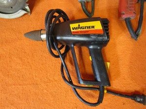 lot 72 image: Saw, Drivers, Heat Gun, Staplers