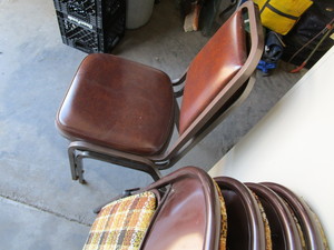 lot 115 image: (6) Chairs