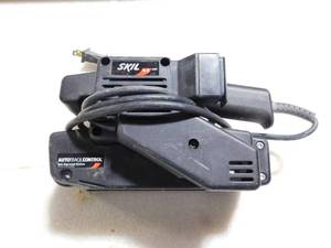 lot 21 image: Skil Power Belt Sander