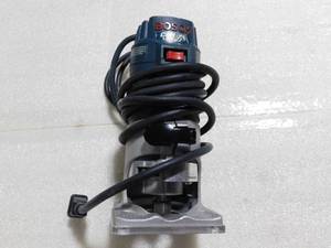 lot 27 image: Bosch Colt 1.0 HP Palm Router