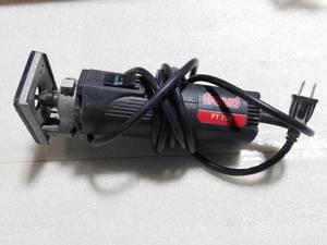 lot 28 image: Freud FT750 Laminate Trimmer  Router