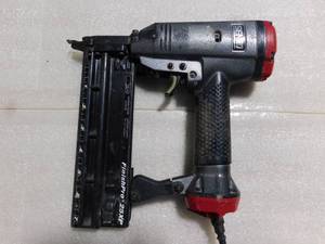 lot 49 image: Senco Pneumatic FinisherPro 25XP 18 Guage Brad Nailer