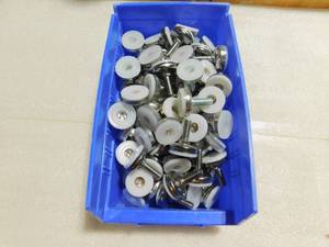 lot 147 image: Leg Levelers