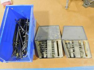 lot 212 image: Bits and Allen Wrenches
