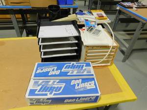 lot 214 image: Office Supplies