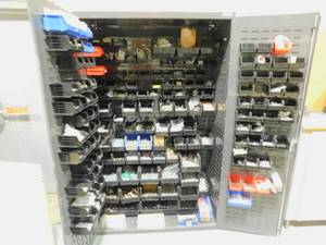 lot 274 image: Hardware Cabinet