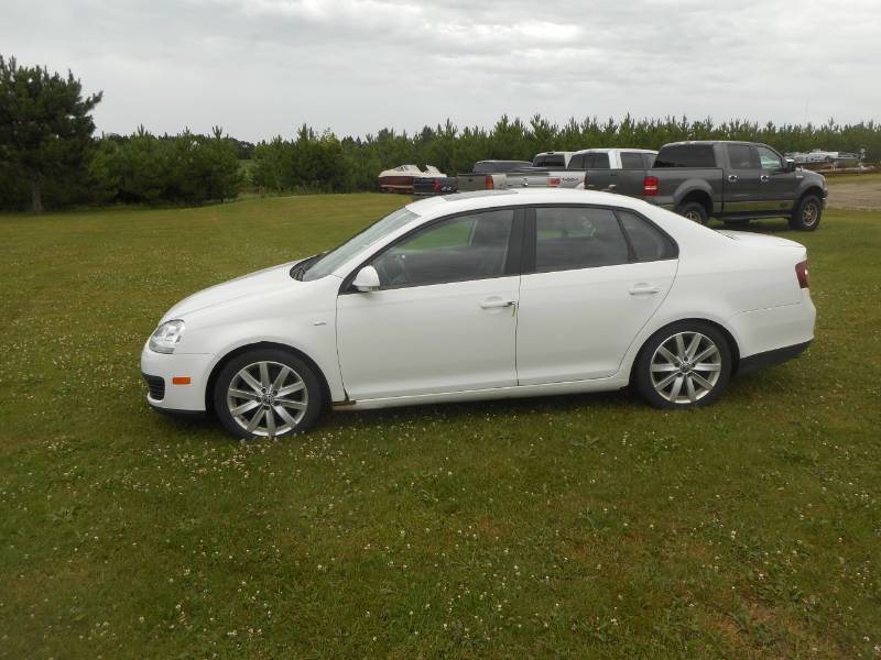 2010 Volkswagen Jetta 2.5 Wolfsburg Edition
