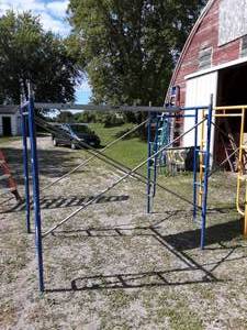Blue Scaffolding Section 5x6x7 With Louisville Aluminum Deck Walk-Through