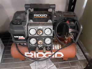 Ridgid Mobile Air Compressor (Like New)