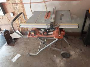 Ridgid 10 Table Saw With Table Saw Utility Vehicle