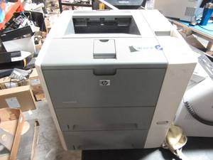 lot 41 image: HP LaserJet P3005X Office Printer