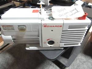 lot 78 image: Edwards 34 HP Vaccum Pump  (oil cap missing)