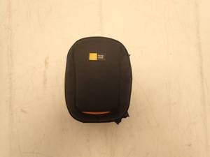 Nikon Coolpix Camera w Battery, Charger, and neck strap