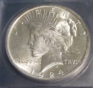 1924 PEACE SILVER DOLLAR MS62 ICG