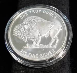 1 TROY OZ. .999 FINE SILVER INDIAN BUFFALO DESIGN IN AIRTITE