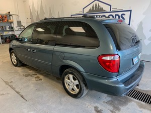 2005 Dodge Grand Caravan SXT -No Reserve-
