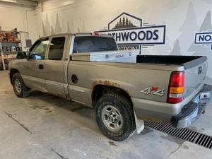 2002 GMC Sierra 1500 SLT -No Reserve-