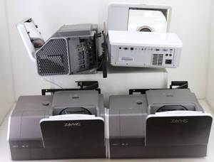 Lot of 4 Smart Projectors