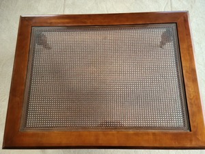lot 4 image: Large Glass Topped Ethan Allen Coffee Table