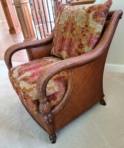 lot 5 image: Ethan Allen Palm Grove Chair