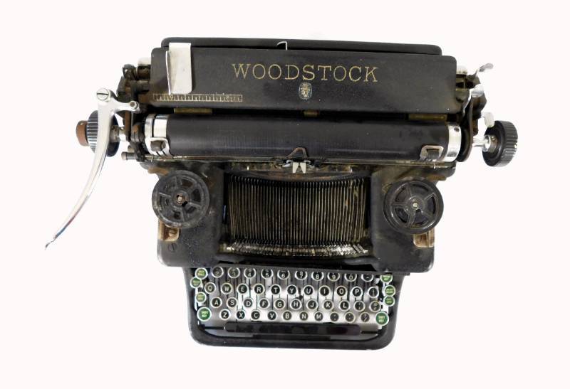 lot 64 image: Vintage Woodstock Manual Typewriter
